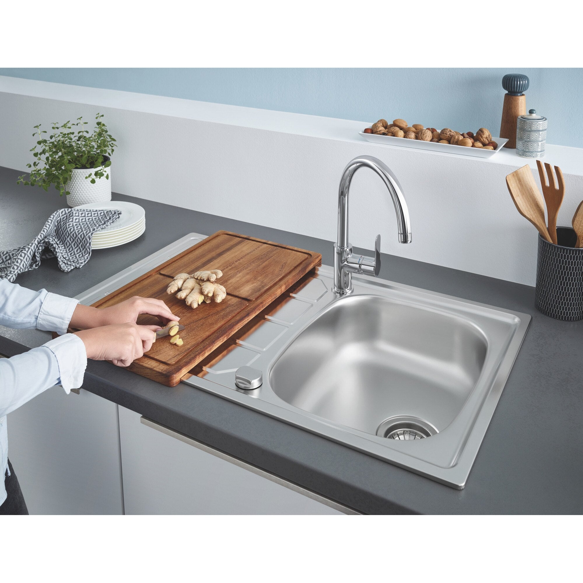 КОМПЛЕКТ КУХНЕНСКИ МИВКИ СЪС СМЕСИТЕЛ GROHE - Stonea.BG